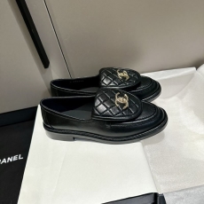 Chanel Low Shoes